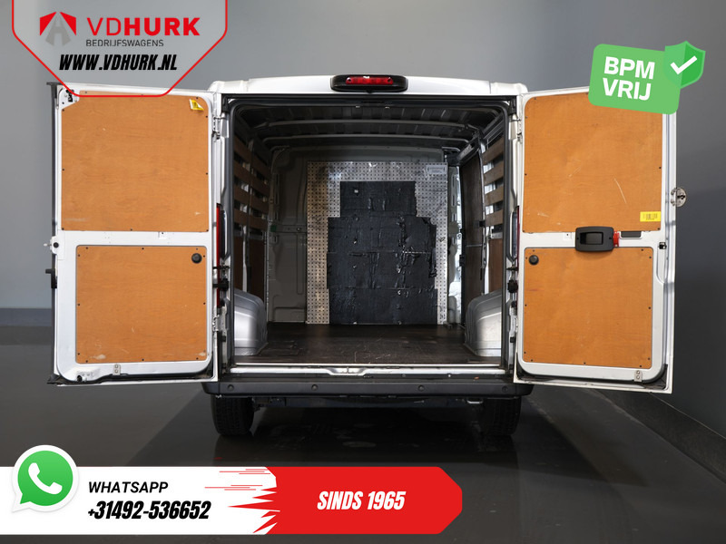 Peugeot Boxer 2.2 HDi 140 pk L2 EXPORT ONLY 3.0t Trekverm./ Navi/ Camera/ PDC/ Cruise/ Airco - Gesloten bestelwagen: afbeelding 5 Peugeot Boxer 2.2 HDi 140 pk L2 EXPORT ONLY 3.0t Trekverm./ Navi/ Camera/ PDC/ Cruise/ Airco - Gesloten bestelwagen: afbeelding 5