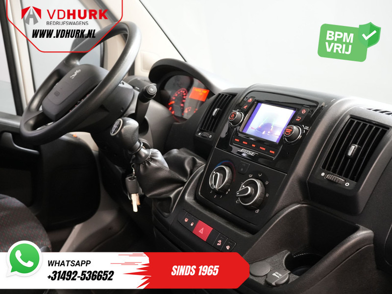 Peugeot Boxer 2.2 HDi 140 pk L2 EXPORT ONLY 3.0t Trekverm./ Navi/ Camera/ PDC/ Cruise/ Airco - Gesloten bestelwagen: afbeelding 3 Peugeot Boxer 2.2 HDi 140 pk L2 EXPORT ONLY 3.0t Trekverm./ Navi/ Camera/ PDC/ Cruise/ Airco - Gesloten bestelwagen: afbeelding 3