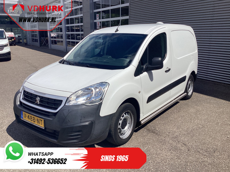 Kleine bestelwagen Peugeot Partner 1.6 HDI 120 pk Aut. EXPORT EUR6/ Camera/ Cruise/ Airco/ Trekhaak: afbeelding 8 Kleine bestelwagen Peugeot Partner 1.6 HDI 120 pk Aut. EXPORT EUR6/ Camera/ Cruise/ Airco/ Trekhaak: afbeelding 8