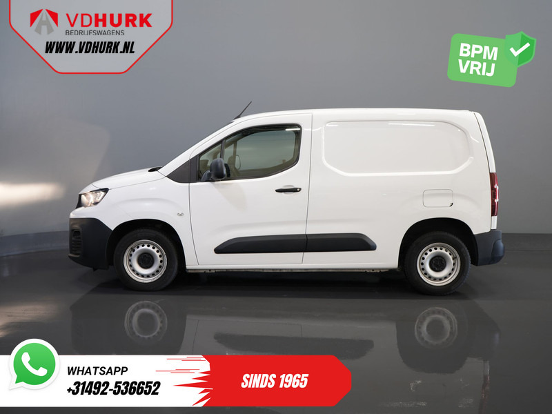 Kleine bestelwagen Peugeot Partner 1.6 HDI 75 pk EXPORT ONLY Rijdt Prima/ Volledig Onderhouden/ Airco/: afbeelding 10 Kleine bestelwagen Peugeot Partner 1.6 HDI 75 pk EXPORT ONLY Rijdt Prima/ Volledig Onderhouden/ Airco/: afbeelding 10