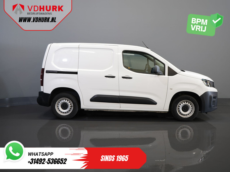 Kleine bestelwagen Peugeot Partner 1.6 HDI 75 pk EXPORT ONLY Rijdt Prima/ Volledig Onderhouden/ Airco/: afbeelding 11 Kleine bestelwagen Peugeot Partner 1.6 HDI 75 pk EXPORT ONLY Rijdt Prima/ Volledig Onderhouden/ Airco/: afbeelding 11