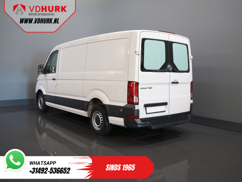 Volkswagen Crafter 2.0 TDI 140 pk DSG Aut. L3H2 BPM VRIJ! CarPlay/ Navi/ Airco/ PDC V+A - Kleine bestelwagen: afbeelding 2 Volkswagen Crafter 2.0 TDI 140 pk DSG Aut. L3H2 BPM VRIJ! CarPlay/ Navi/ Airco/ PDC V+A - Kleine bestelwagen: afbeelding 2