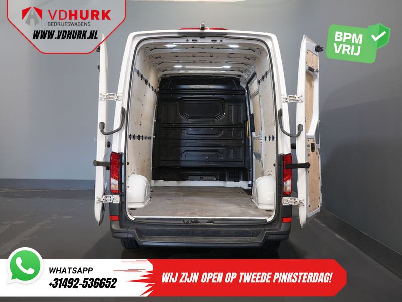 Volkswagen Crafter 35 2.0 TDI 140 pk L3H3 BPM VRIJ! 270Gr. Deuren/ Carplay/ Climate/ Camera/ Cruise - Gesloten bestelwagen: afbeelding 5 Volkswagen Crafter 35 2.0 TDI 140 pk L3H3 BPM VRIJ! 270Gr. Deuren/ Carplay/ Climate/ Camera/ Cruise - Gesloten bestelwagen: afbeelding 5