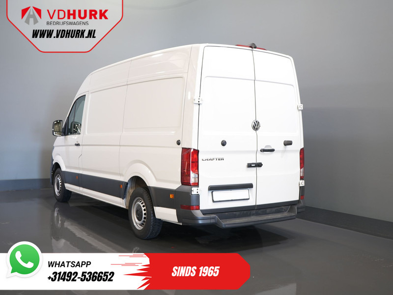 Volkswagen Crafter 35 2.0 TDI 140 pk L3H3 BPM VRIJ! 270Gr. Deuren/ Carplay/ Climate/ Camera/ Cruise - Gesloten bestelwagen: afbeelding 2 Volkswagen Crafter 35 2.0 TDI 140 pk L3H3 BPM VRIJ! 270Gr. Deuren/ Carplay/ Climate/ Camera/ Cruise - Gesloten bestelwagen: afbeelding 2