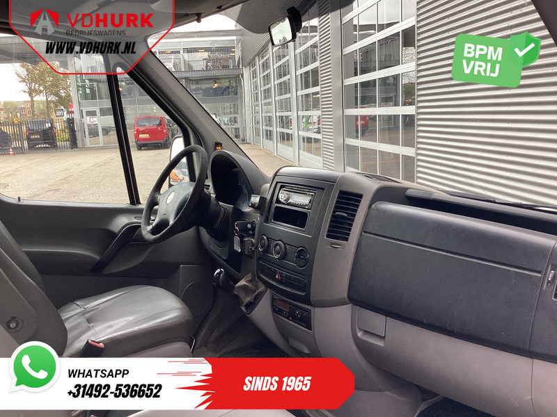 Volkswagen Crafter 50 2.5 TDI Aut. L2H2 DC Dubbel Cabine EXPORT 5 cil/ 3.5t Trekverm./ Airco/ 6 Pers./ 270Gr.Deuren/ Trekhaak - Gesloten bestelwagen, Bestelwagen met dubbele cabine: afbeelding 3 Volkswagen Crafter 50 2.5 TDI Aut. L2H2 DC Dubbel Cabine EXPORT 5 cil/ 3.5t Trekverm./ Airco/ 6 Pers./ 270Gr.Deuren/ Trekhaak - Gesloten bestelwagen, Bestelwagen met dubbele cabine: afbeelding 3