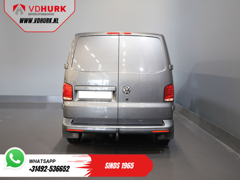 Kleine bestelwagen Volkswagen Transporter T6.1 2.0 TDI 150 pk DSG Aut. L2 BPM VRIJ! LED/ Adapt.Cruise/ Standkachel/ Stoelverw./ Carplay/ Camera/ PDC/ LMV/ Trekhaak/ Airco: afbeelding 6