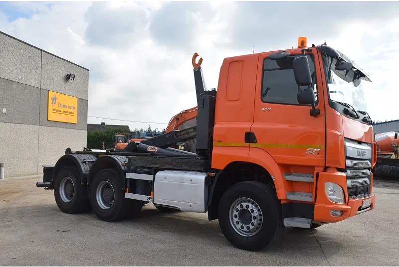 DAF CF 460 - Haakarmsysteem vrachtwagen: afbeelding 4 DAF CF 460 - Haakarmsysteem vrachtwagen: afbeelding 4