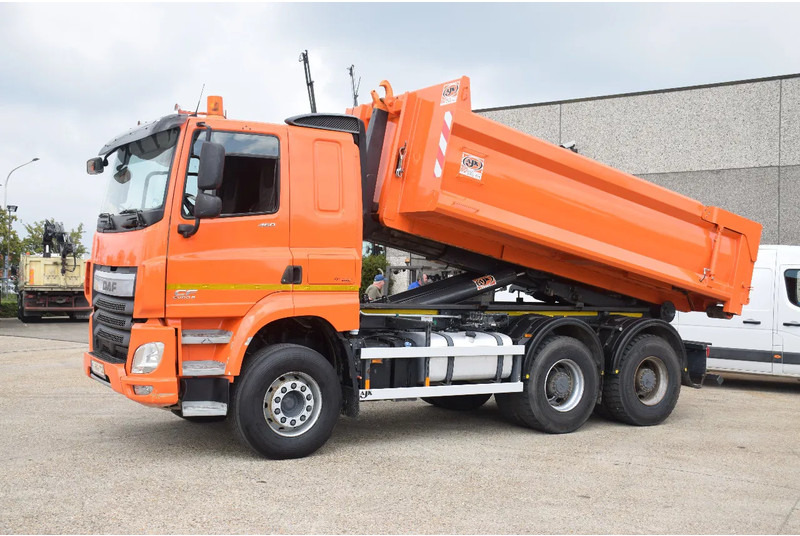 DAF CF 460 - Haakarmsysteem vrachtwagen: afbeelding 1 DAF CF 460 - Haakarmsysteem vrachtwagen: afbeelding 1
