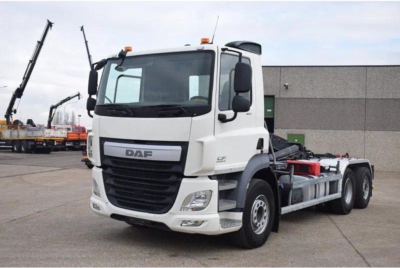 DAF CF 460 - Haakarmsysteem vrachtwagen: afbeelding 2 DAF CF 460 - Haakarmsysteem vrachtwagen: afbeelding 2