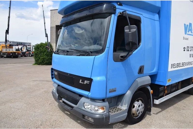 DAF LF 220 LF45 220 - Bakwagen: afbeelding 3 DAF LF 220 LF45 220 - Bakwagen: afbeelding 3