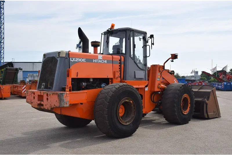 Hitachi LX 210E- stock id 59 - Wiellader: afbeelding 4 Hitachi LX 210E- stock id 59 - Wiellader: afbeelding 4