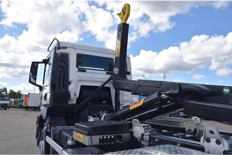 Haakarmsysteem vrachtwagen MAN TGS 33.440: afbeelding 18