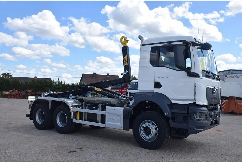 Haakarmsysteem vrachtwagen MAN TGS 33.440: afbeelding 10