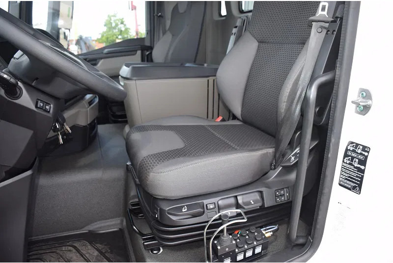 Haakarmsysteem vrachtwagen MAN TGS 33.440: afbeelding 16