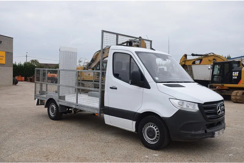 Mercedes-Benz Sprinter 316 - Bestelwagen open laadbak: afbeelding 4 Mercedes-Benz Sprinter 316 - Bestelwagen open laadbak: afbeelding 4