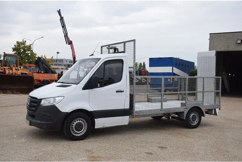 Mercedes-Benz Sprinter 316 - Bestelwagen open laadbak: afbeelding 3 Mercedes-Benz Sprinter 316 - Bestelwagen open laadbak: afbeelding 3