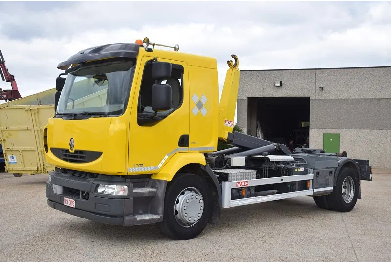 Renault Midlum 270 - Haakarmsysteem vrachtwagen: afbeelding 1 Renault Midlum 270 - Haakarmsysteem vrachtwagen: afbeelding 1