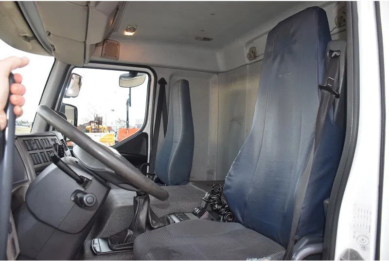 Bakwagen Volvo FE 300: afbeelding 11