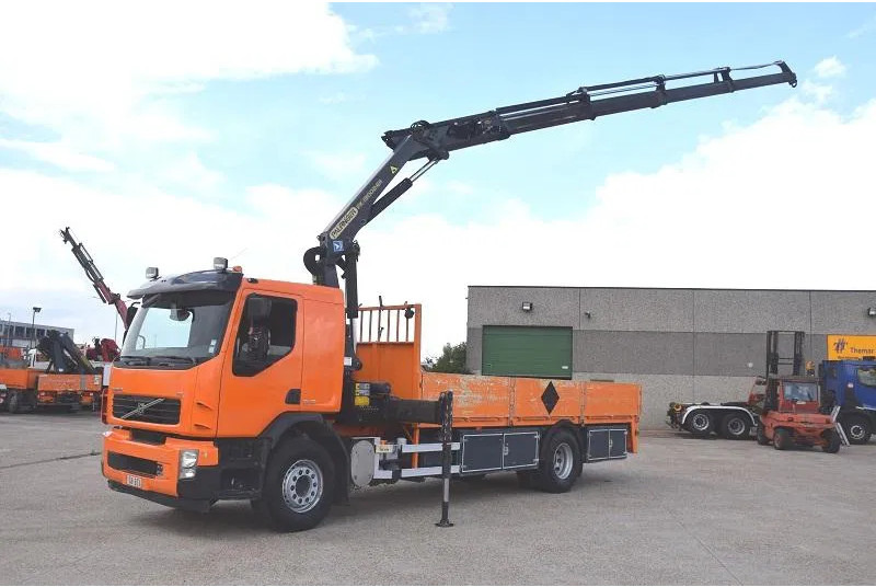 Volvo FE 340 - Kraanwagen: afbeelding 1 Volvo FE 340 - Kraanwagen: afbeelding 1