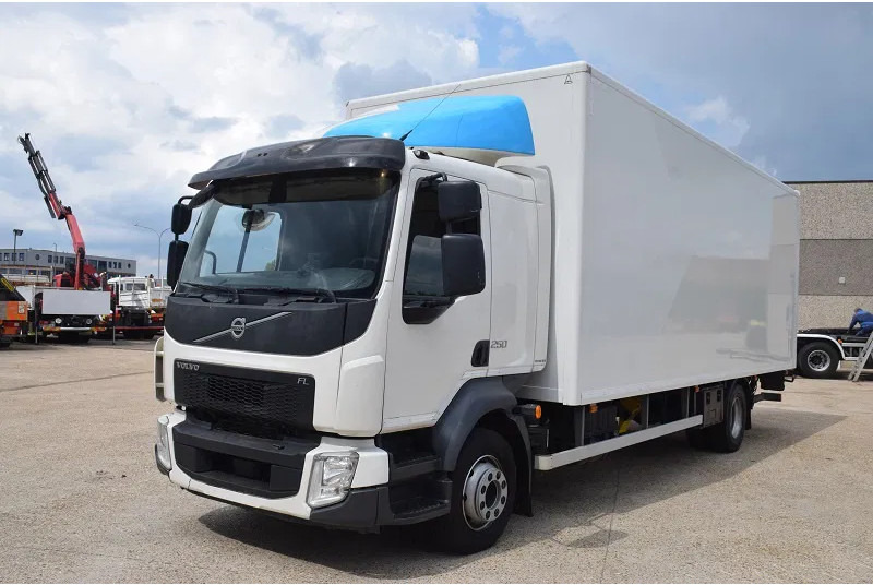 Volvo FL 250 - Bakwagen: afbeelding 2 Volvo FL 250 - Bakwagen: afbeelding 2