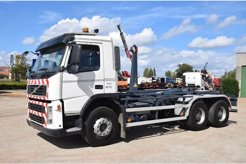 Volvo FM 370 - Haakarmsysteem vrachtwagen: afbeelding 2 Volvo FM 370 - Haakarmsysteem vrachtwagen: afbeelding 2