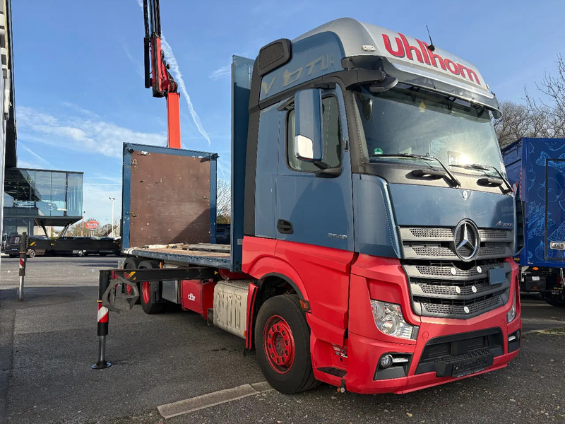Mercedes-Benz Actros 2548 6X2 + Aanhanger*Palfinger crane*Cruise control*Airco* - Schuifzeilen vrachtwagen, Kraanwagen: afbeelding 4 Mercedes-Benz Actros 2548 6X2 + Aanhanger*Palfinger crane*Cruise control*Airco* - Schuifzeilen vrachtwagen, Kraanwagen: afbeelding 4