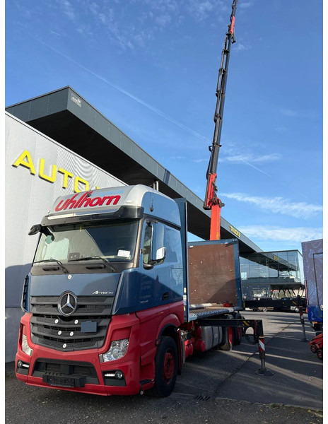 Mercedes-Benz Actros 2548 6X2 + Aanhanger*Palfinger crane*Cruise control*Airco* - Schuifzeilen vrachtwagen, Kraanwagen: afbeelding 2 Mercedes-Benz Actros 2548 6X2 + Aanhanger*Palfinger crane*Cruise control*Airco* - Schuifzeilen vrachtwagen, Kraanwagen: afbeelding 2