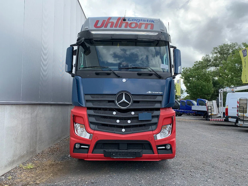 Mercedes-Benz Actros 2548 6X2 *Palfinger crane*Cruise control*Airco* - Schuifzeilen vrachtwagen, Kraanwagen: afbeelding 3 Mercedes-Benz Actros 2548 6X2 *Palfinger crane*Cruise control*Airco* - Schuifzeilen vrachtwagen, Kraanwagen: afbeelding 3