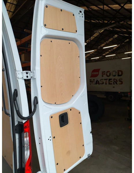 Mercedes-Benz Binnenbekleding L2H2 Sprinter - Cabine en interieur voor Bestelwagen: afbeelding 2 Mercedes-Benz Binnenbekleding L2H2 Sprinter - Cabine en interieur voor Bestelwagen: afbeelding 2