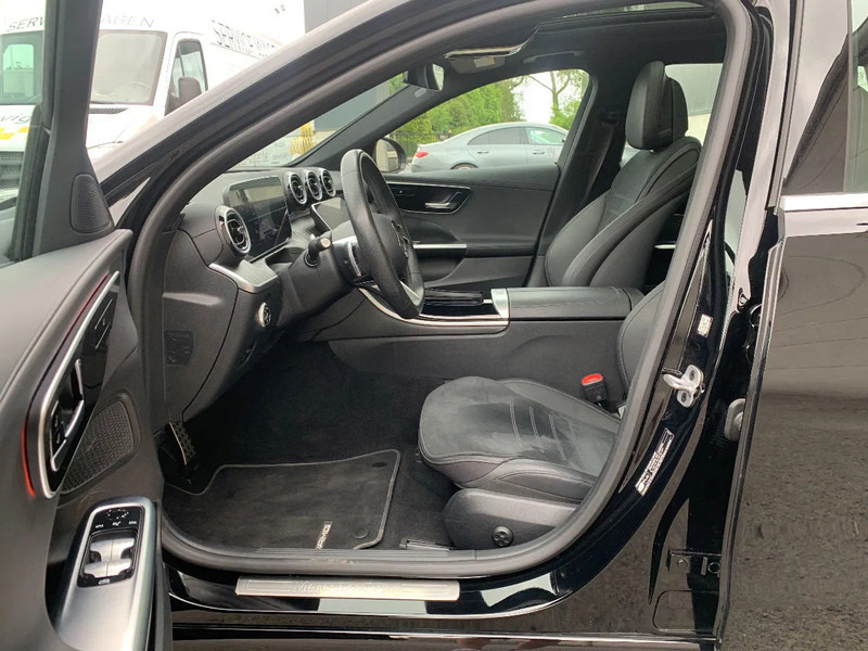 Mercedes-Benz C-Klasse 300*Parktronic*Thermatic*Distronic*Rijstrookassistent*Panoramische dak* - Personenwagen: afbeelding 4 Mercedes-Benz C-Klasse 300*Parktronic*Thermatic*Distronic*Rijstrookassistent*Panoramische dak* - Personenwagen: afbeelding 4