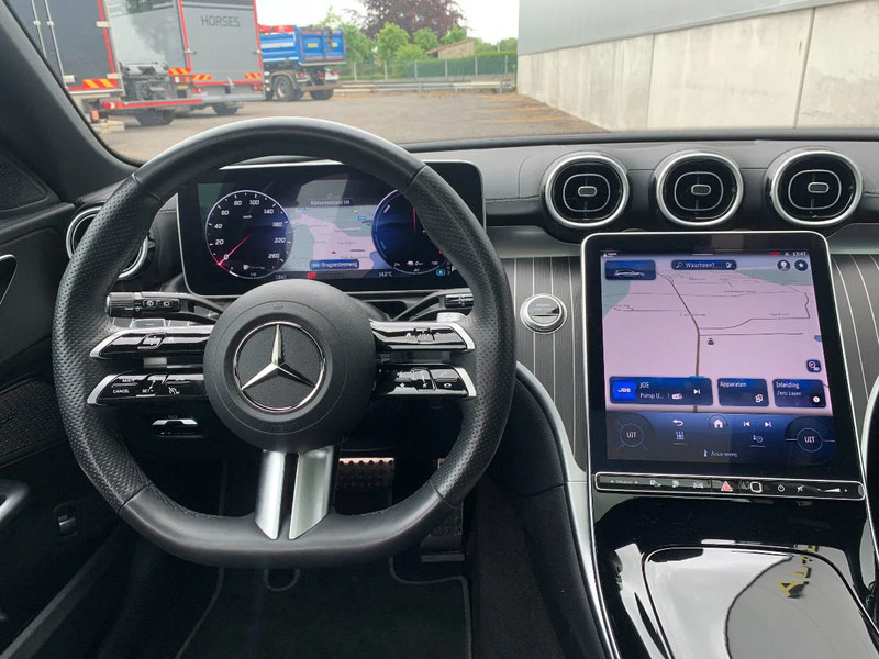 Mercedes-Benz C-Klasse 300*Parktronic*Thermatic*Distronic*Rijstrookassistent*Panoramische dak* - Personenwagen: afbeelding 3 Mercedes-Benz C-Klasse 300*Parktronic*Thermatic*Distronic*Rijstrookassistent*Panoramische dak* - Personenwagen: afbeelding 3