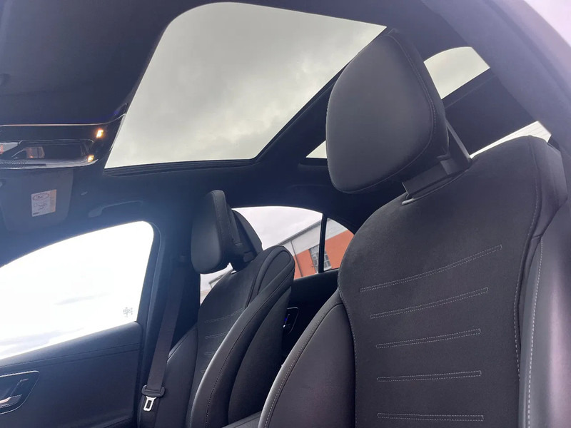 Mercedes-Benz C-Klasse C300e Sedan*AMG PAKKET*NIGHT PAKKET*HEADUPDISPL*360°CAM* - Sedan: afbeelding 5 Mercedes-Benz C-Klasse C300e Sedan*AMG PAKKET*NIGHT PAKKET*HEADUPDISPL*360°CAM* - Sedan: afbeelding 5