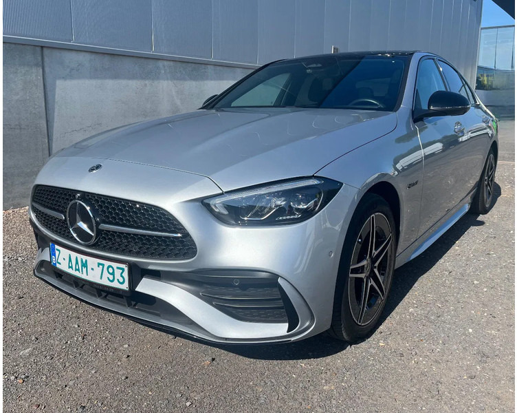 Mercedes-Benz C-Klasse C300e Sedan*AMG PAKKET*NIGHT PAKKET*HEADUPDISPL*360°CAM* - Sedan: afbeelding 1 Mercedes-Benz C-Klasse C300e Sedan*AMG PAKKET*NIGHT PAKKET*HEADUPDISPL*360°CAM* - Sedan: afbeelding 1