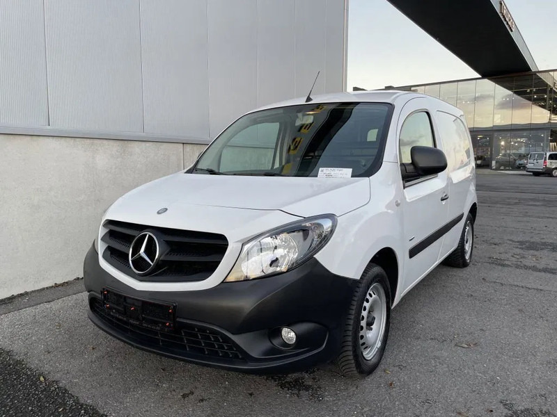 Mercedes-Benz Citan 109 CDI *Navigatie*Airco*Buitenspiegels verwarmd&elektr. verstelbaar - Kleine bestelwagen: afbeelding 1 Mercedes-Benz Citan 109 CDI *Navigatie*Airco*Buitenspiegels verwarmd&elektr. verstelbaar - Kleine bestelwagen: afbeelding 1