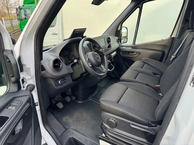 Mercedes-Benz Sprinter 315 L3H2*360°Camera*parktronic*cruise control*zetelverwarming* - Gesloten bestelwagen: afbeelding 4 Mercedes-Benz Sprinter 315 L3H2*360°Camera*parktronic*cruise control*zetelverwarming* - Gesloten bestelwagen: afbeelding 4