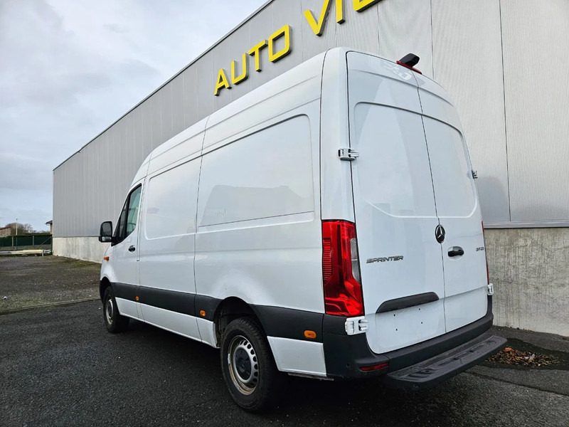 Mercedes-Benz Sprinter 317 L2H2*Achteruitrijcamera*360°camera*Zetelverwarming* - Gesloten bestelwagen: afbeelding 2 Mercedes-Benz Sprinter 317 L2H2*Achteruitrijcamera*360°camera*Zetelverwarming* - Gesloten bestelwagen: afbeelding 2