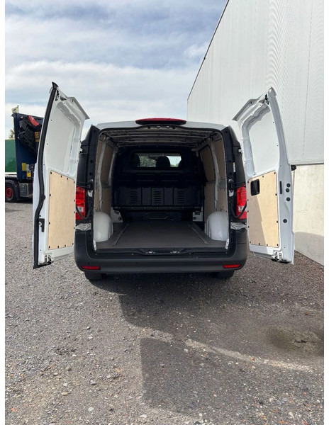 Mercedes-Benz Vito Camera*Automaat*Trekhaak*Navigatie*Airco - Kleine bestelwagen: afbeelding 3 Mercedes-Benz Vito Camera*Automaat*Trekhaak*Navigatie*Airco - Kleine bestelwagen: afbeelding 3