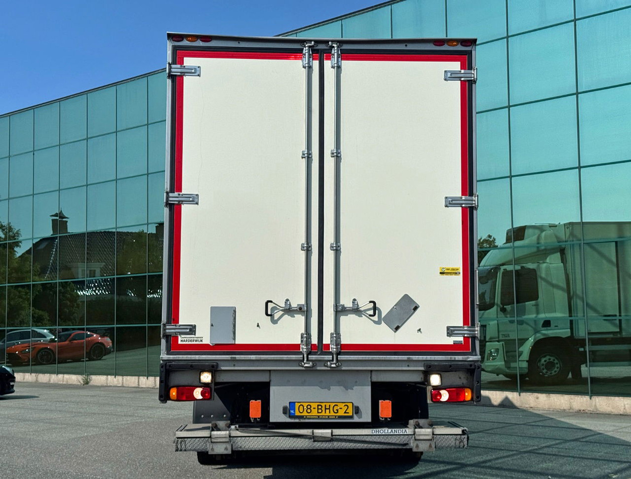DAF CF 250 Carrier Supra 1150 Multi Temp 561.000 KM Tail Lift NL Truck - Koelwagen vrachtwagen: afbeelding 4 DAF CF 250 Carrier Supra 1150 Multi Temp 561.000 KM Tail Lift NL Truck - Koelwagen vrachtwagen: afbeelding 4