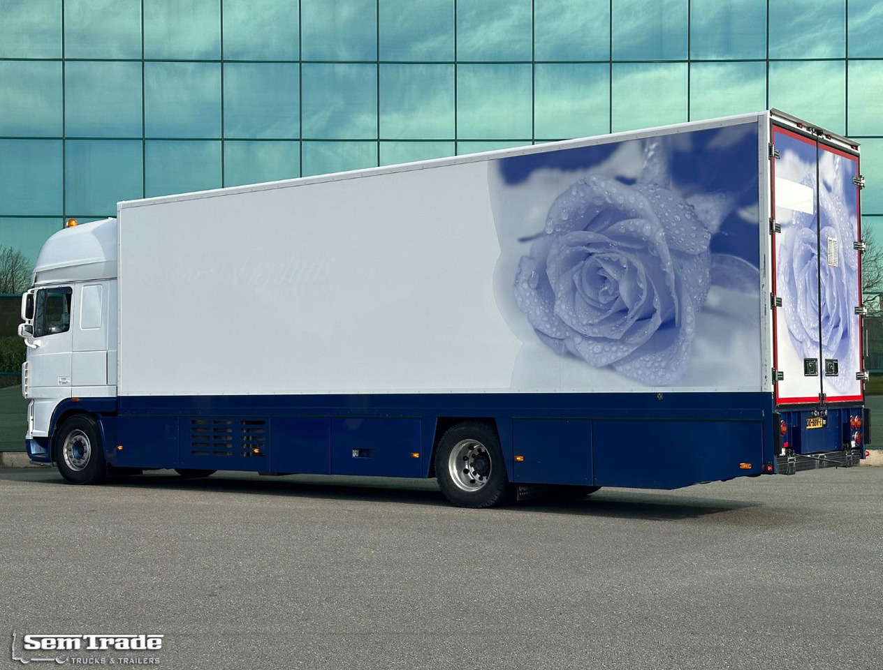 DAF XF 105.460 SSC 7 Karren BAK Bloemen Verkoop Koeling Klep Kachel - Koelwagen vrachtwagen: afbeelding 3 DAF XF 105.460 SSC 7 Karren BAK Bloemen Verkoop Koeling Klep Kachel - Koelwagen vrachtwagen: afbeelding 3