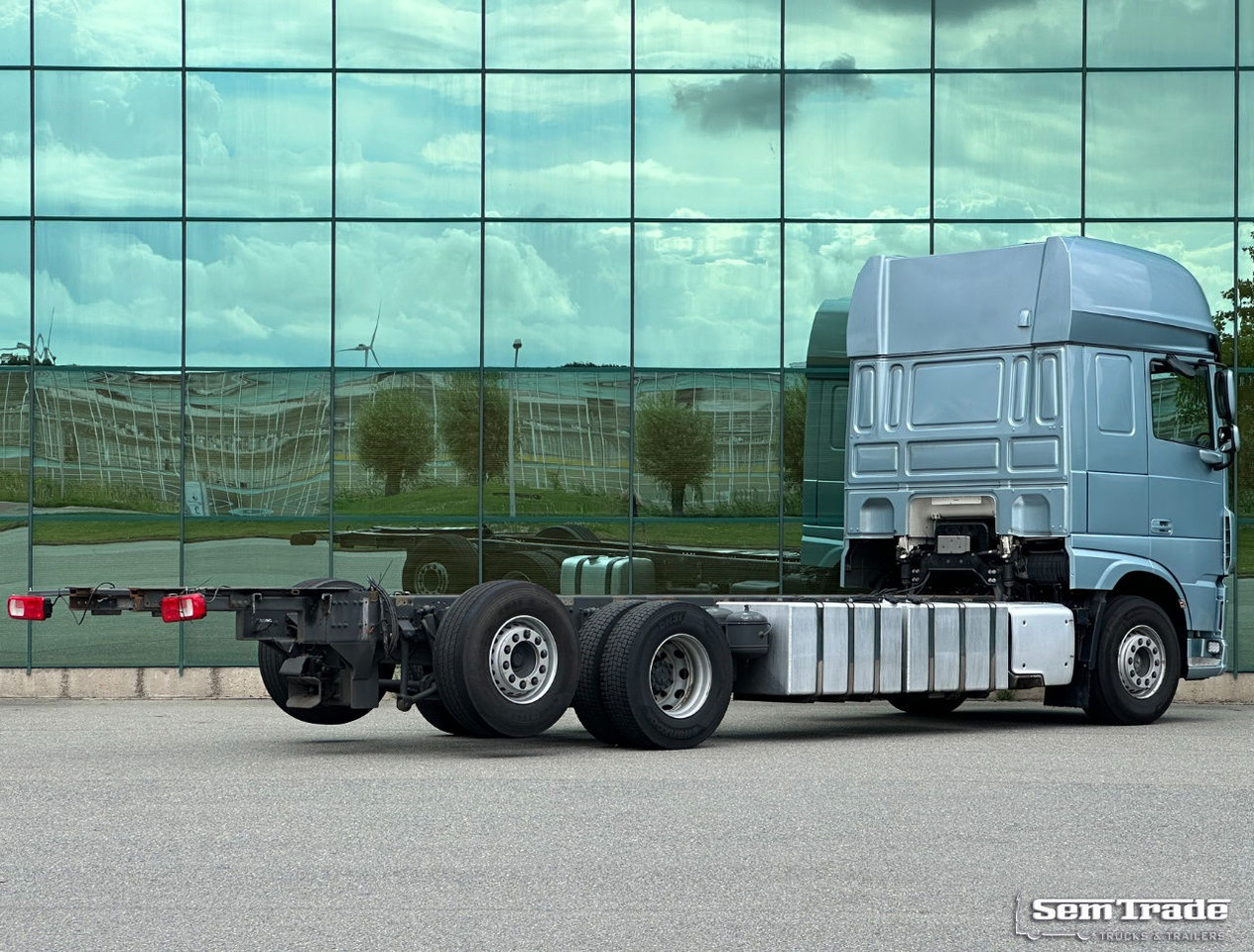 DAF XF 480 FAR SSC Euro 6 978.000 KM Park Airco 2X Tanks TOP Condition - Chassis vrachtwagen: afbeelding 4 DAF XF 480 FAR SSC Euro 6 978.000 KM Park Airco 2X Tanks TOP Condition - Chassis vrachtwagen: afbeelding 4