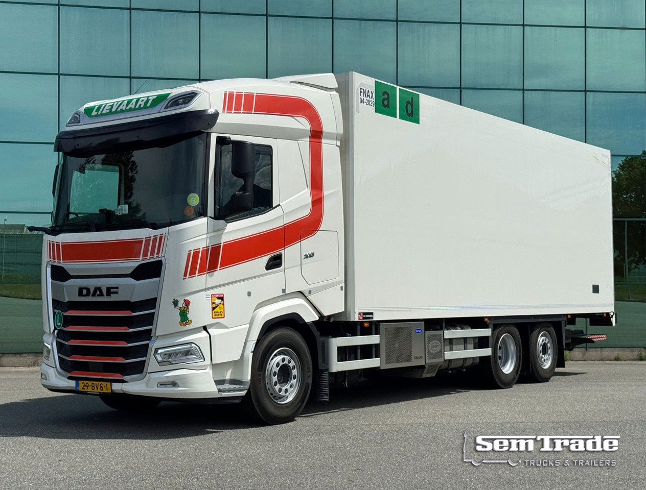 DAF XG 480 FAR 475.000 KM Carrier TRS Iceland 815 x 250 x 275 CM Inside Tail Lift NL Truck - Koelwagen vrachtwagen: afbeelding 1 DAF XG 480 FAR 475.000 KM Carrier TRS Iceland 815 x 250 x 275 CM Inside Tail Lift NL Truck - Koelwagen vrachtwagen: afbeelding 1