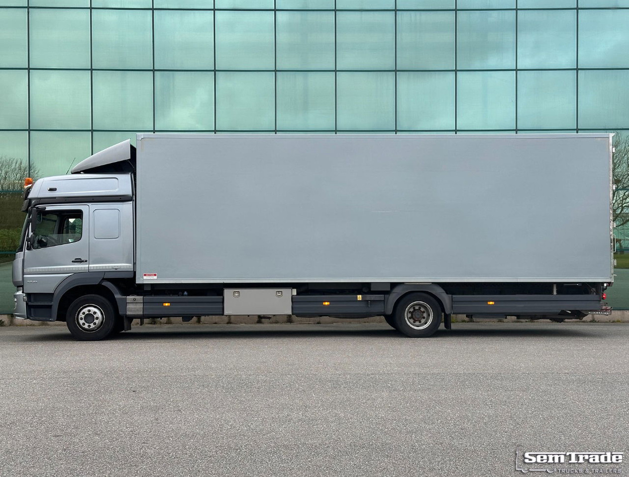 Mercedes-Benz Atego 1221 Euro 6 Isolated BOX + Heater Side Door Tail Lift 336.00 - Bakwagen: afbeelding 2 Mercedes-Benz Atego 1221 Euro 6 Isolated BOX + Heater Side Door Tail Lift 336.00 - Bakwagen: afbeelding 2