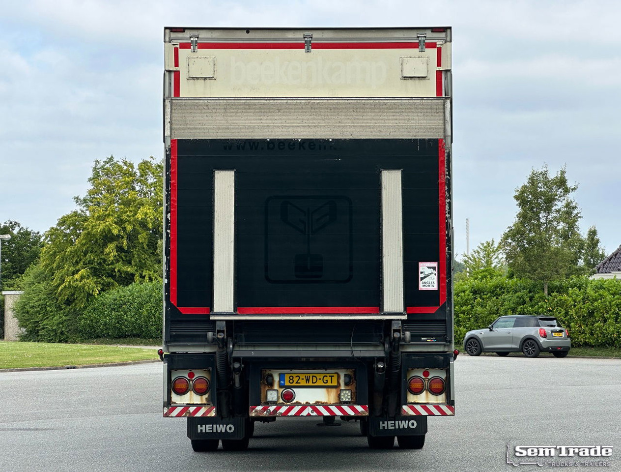 Scania R450 Retarder TRS Cooling Heiwo Isolated Boxes Tail Lift NL-Combi - Koelwagen vrachtwagen: afbeelding 4 Scania R450 Retarder TRS Cooling Heiwo Isolated Boxes Tail Lift NL-Combi - Koelwagen vrachtwagen: afbeelding 4