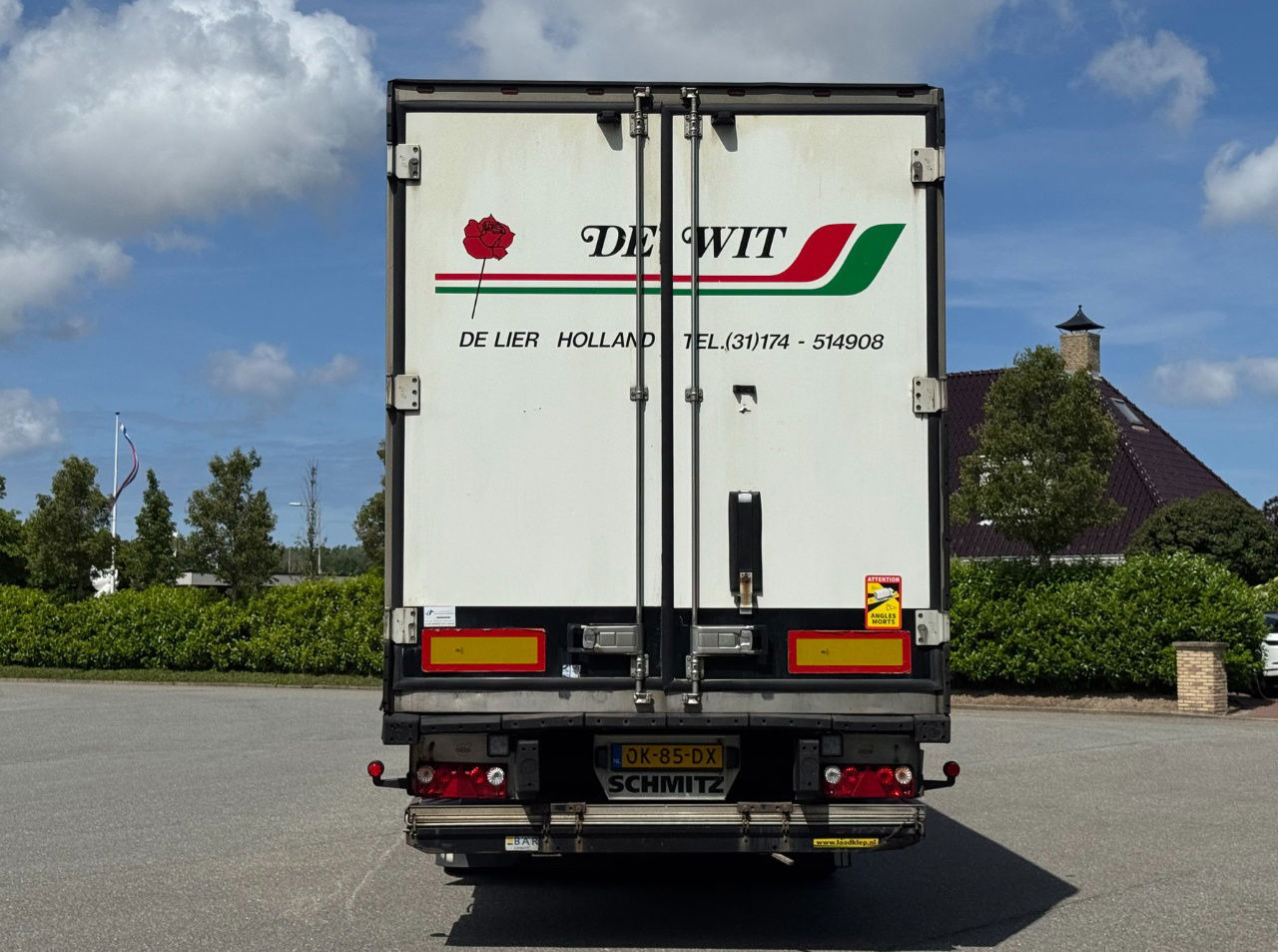 Schmitz Cargobull SKO24 Maxima 1300 Flowerwide 270 CM High 2x Liftaxle Tail Lift - Koelwagen oplegger: afbeelding 4 Schmitz Cargobull SKO24 Maxima 1300 Flowerwide 270 CM High 2x Liftaxle Tail Lift - Koelwagen oplegger: afbeelding 4