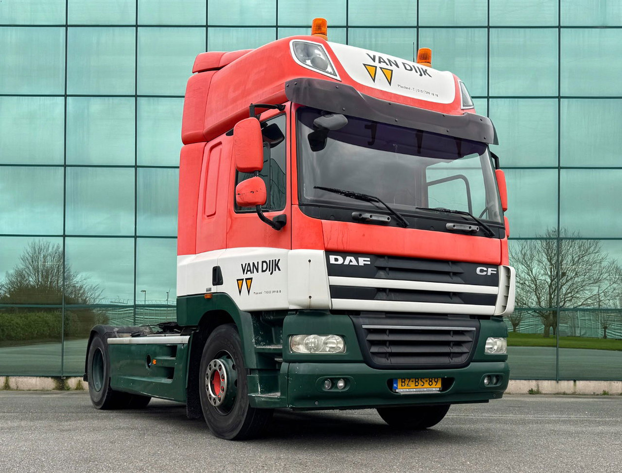 DAF CF 85.460 Only 229.800 KM Retarder - Intarder 2x Tanks Tires 90 NL Truck - Trekker: afbeelding 5 DAF CF 85.460 Only 229.800 KM Retarder - Intarder 2x Tanks Tires 90 NL Truck - Trekker: afbeelding 5