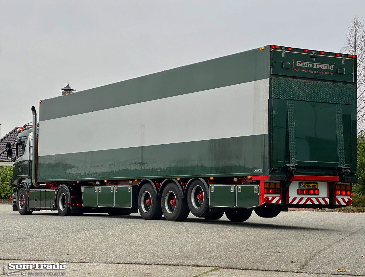 Scania R500 V8 Analogue Tacho 779.000 KM Show Truck Special Interior + Special V - Trekker: afbeelding 3 Scania R500 V8 Analogue Tacho 779.000 KM Show Truck Special Interior + Special V - Trekker: afbeelding 3