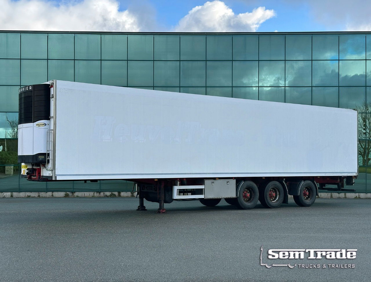 Van Eck 3 AS Koel Vries Carrier Vector 1800 Zeer Mooi Chassis Stuuras Tridec - Koelwagen oplegger: afbeelding 1 Van Eck 3 AS Koel Vries Carrier Vector 1800 Zeer Mooi Chassis Stuuras Tridec - Koelwagen oplegger: afbeelding 1