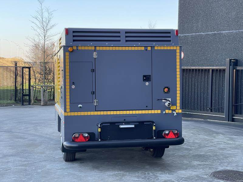 Atlas-Copco V 28 STAGE V - Luchtcompressor: afbeelding 4 Atlas-Copco V 28 STAGE V - Luchtcompressor: afbeelding 4