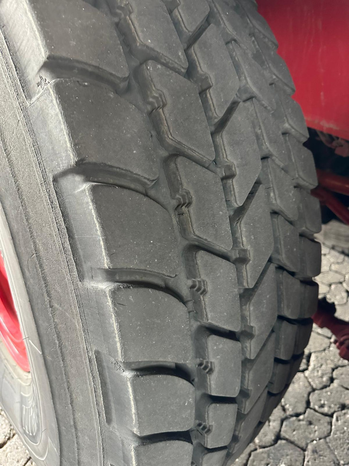 LIEBHERR LTM 1070-4.2 - Mobiele kraan: afbeelding 5 LIEBHERR LTM 1070-4.2 - Mobiele kraan: afbeelding 5