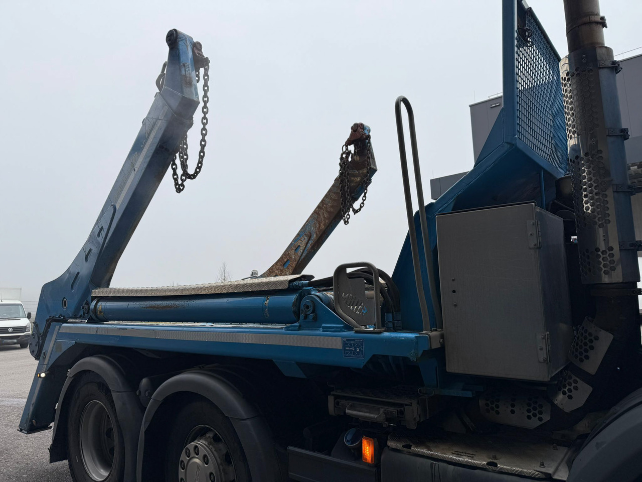 SCANIA P450 6x2 + AK16N TC - Portaalarmsysteem vrachtwagen: afbeelding 5 SCANIA P450 6x2 + AK16N TC - Portaalarmsysteem vrachtwagen: afbeelding 5